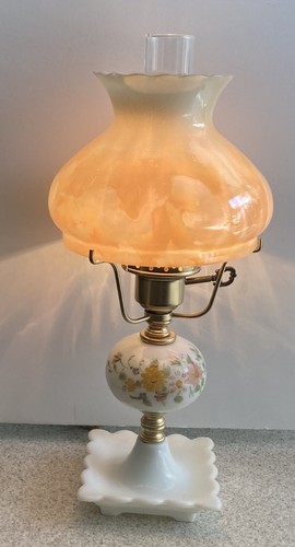 Hurricane electric lamp